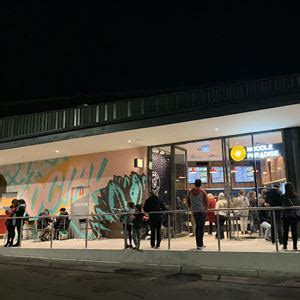 eastern creek quarter restaurants.
